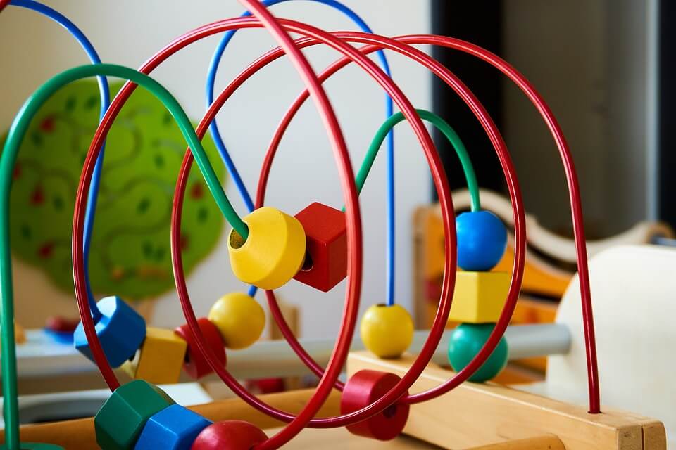 Развивающие игрушки для детей: выбор игрушки по возрасту и полу ребенка |  Clubshopcity.ru